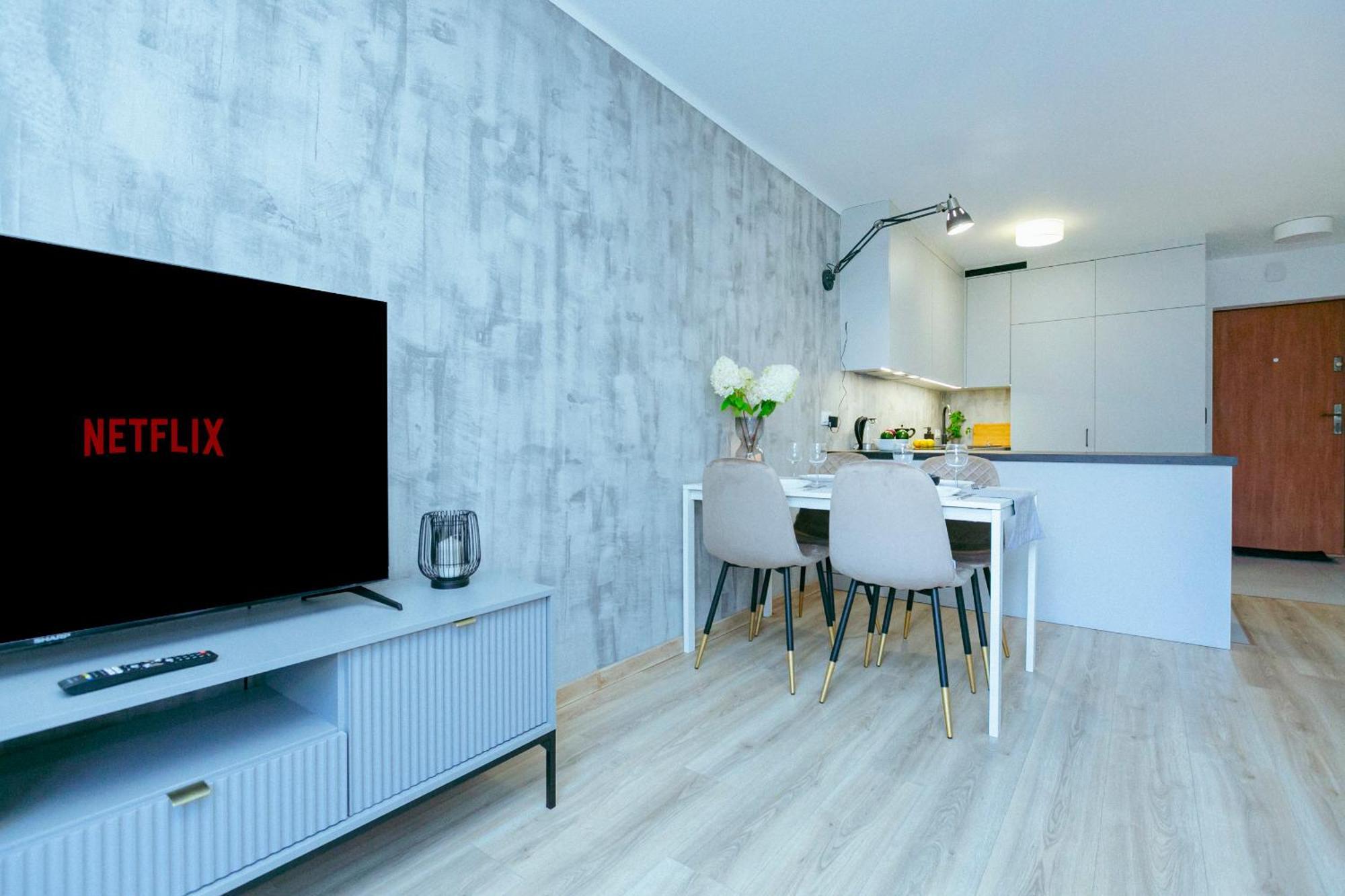 Chlodna 11 - 6 Os Apartament - Better Rental Varşovia Exterior foto