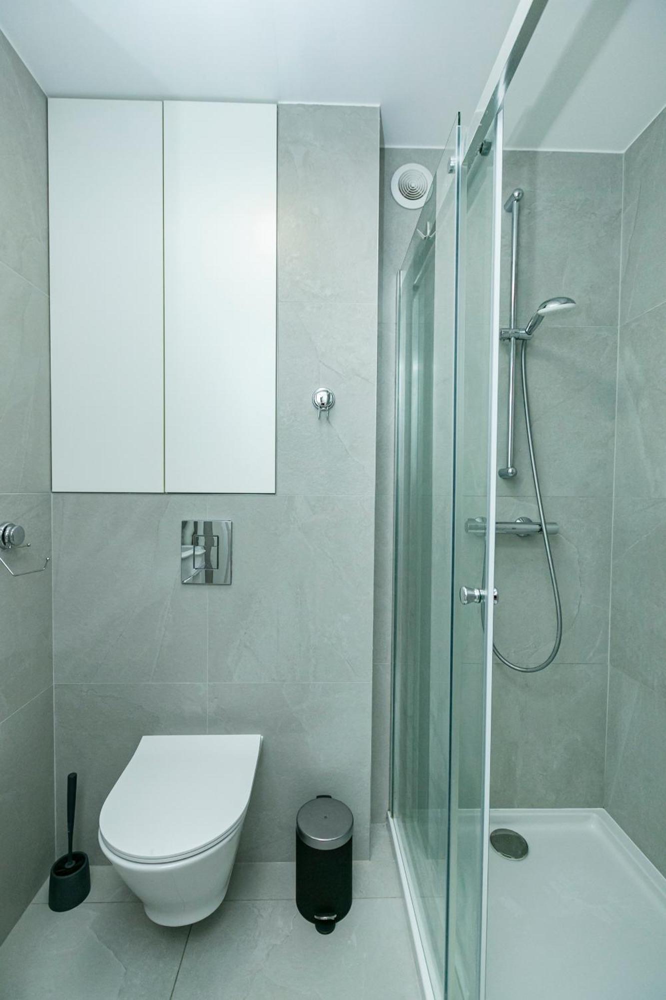 Chlodna 11 - 6 Os Apartament - Better Rental Varşovia Exterior foto